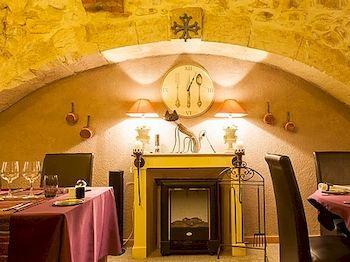 Hotel Logis Le Relais Sarrasin Vezenobres